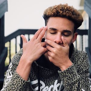 Meet your Posher, Dorien